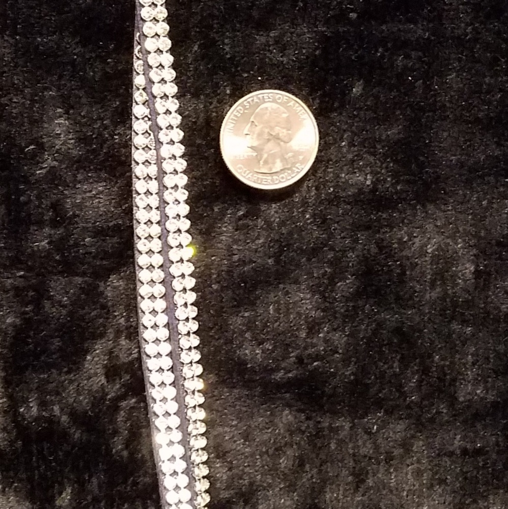 Wrap Twisted Rhinestone Bracelet - Picture 4 of 8